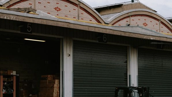 Manutention en entrepôt logistique